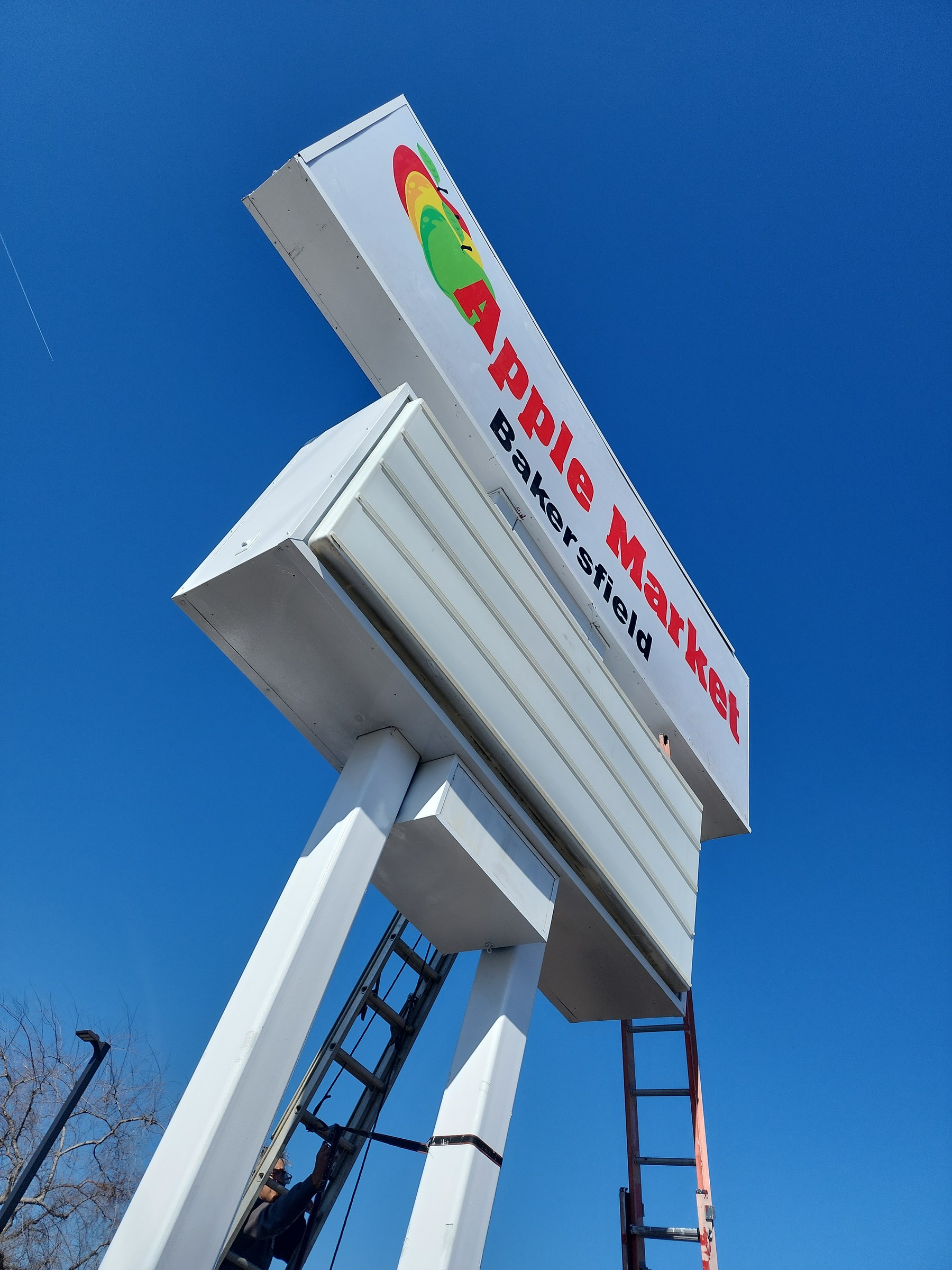Letrero de poste